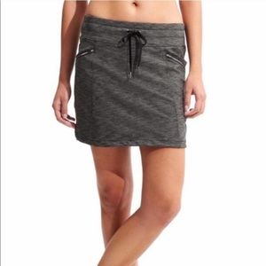 Athleta metro skort